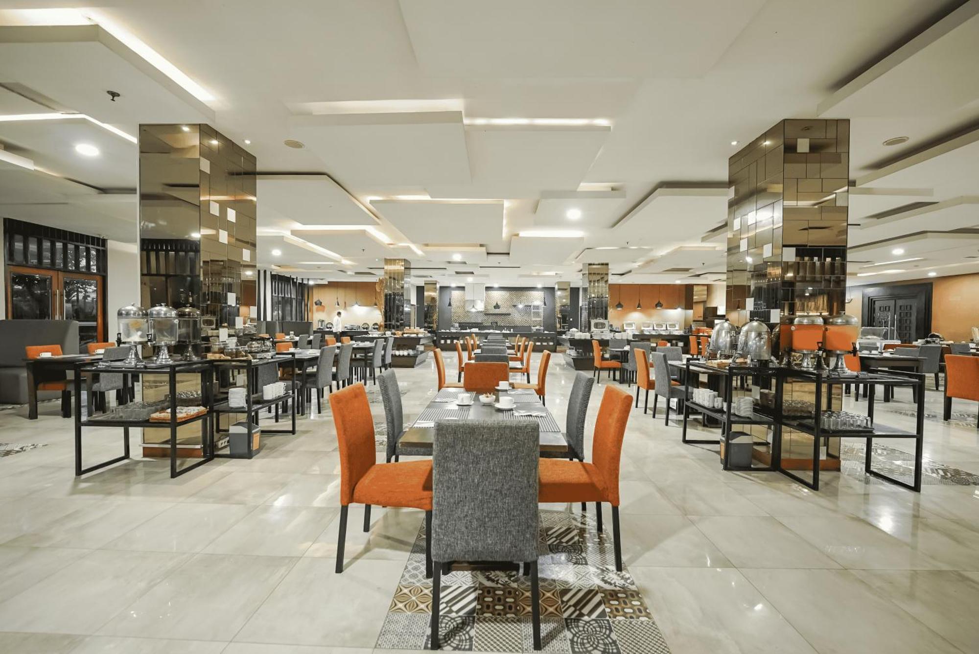 Grand Tjokro Hotel Balikpapan Dış mekan fotoğraf