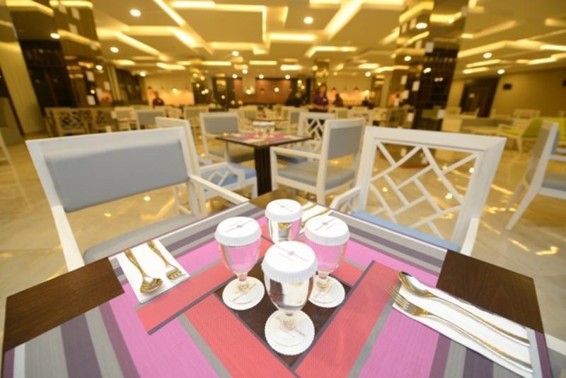 Grand Tjokro Hotel Balikpapan Dış mekan fotoğraf