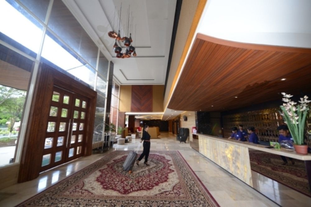 Grand Tjokro Hotel Balikpapan Dış mekan fotoğraf