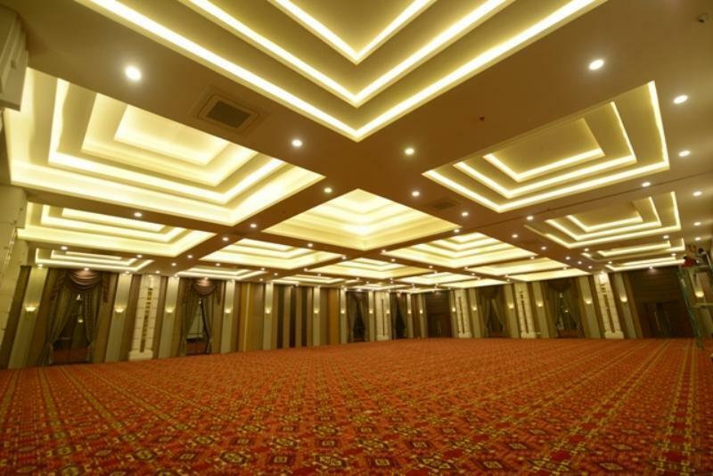 Grand Tjokro Hotel Balikpapan Dış mekan fotoğraf
